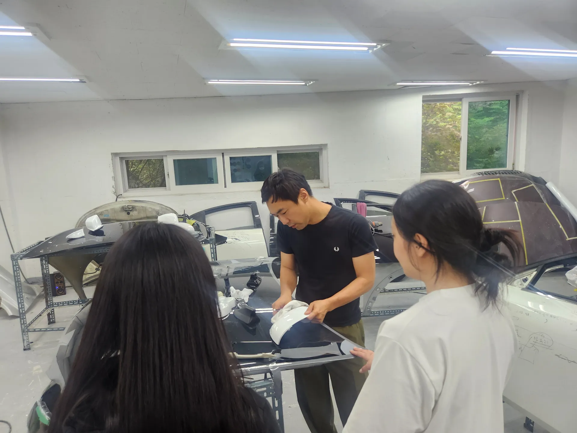 자동차랩핑과정 필름 종류, 공구 세팅, 작업 안전 기준 실습 현장
